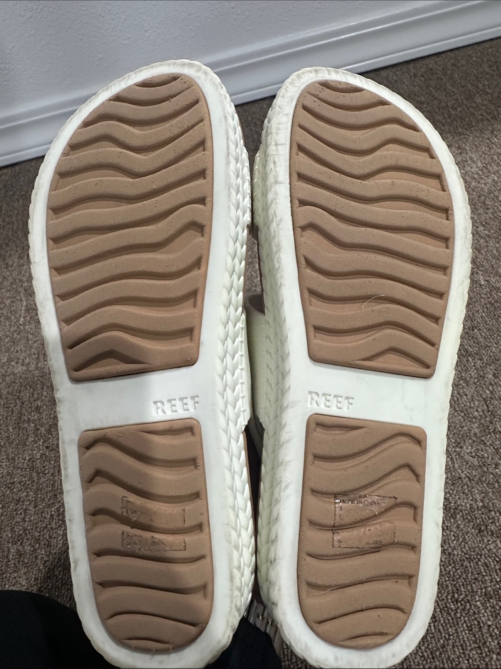 Reef White Woven Double-Strap Slingback Sandals - Picture 3 of 3